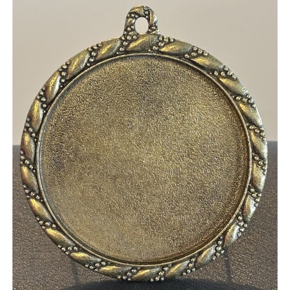 Vtg Brass Round Frame w Stand For The Creative Circle Cross Stitch or Photo